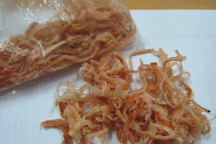 Lấy mẫu “mực cao su” xét nghiệm