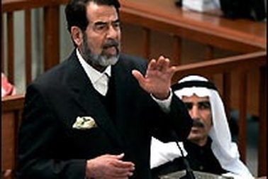 Iraq phục hồi quyền lợi cho quan chức thời Saddam Hussein