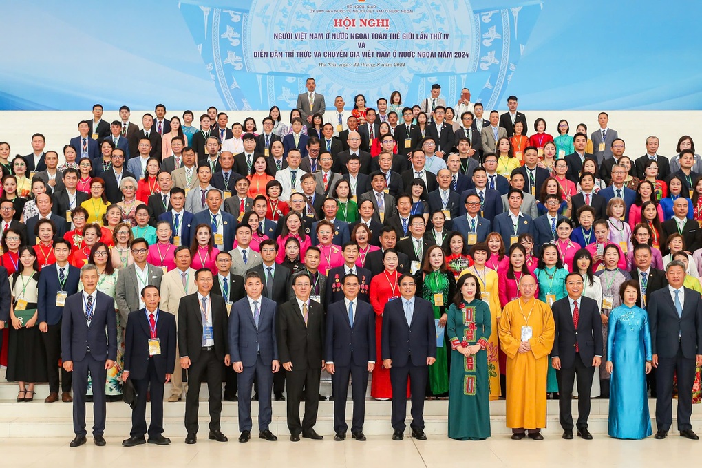 80 năm ngoại giao Việt Nam: Hành trình kết nối khối đại đoàn kết dân tộc - 2 80 năm ngoại giao Việt Nam: Hành trình kết nối khối đại đoàn kết dân tộc - 2