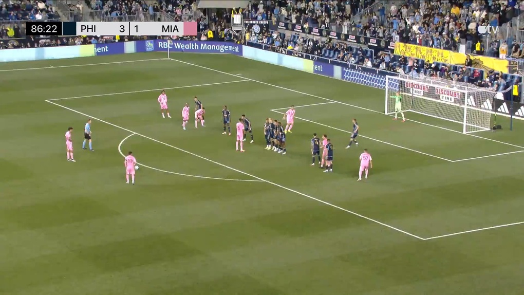 Lionel Messi đá phạt thần sầu giúp Inter Miami thoát thua khó tin - 2 Lionel Messi đá phạt thần sầu giúp Inter Miami thoát thua khó tin - 2
