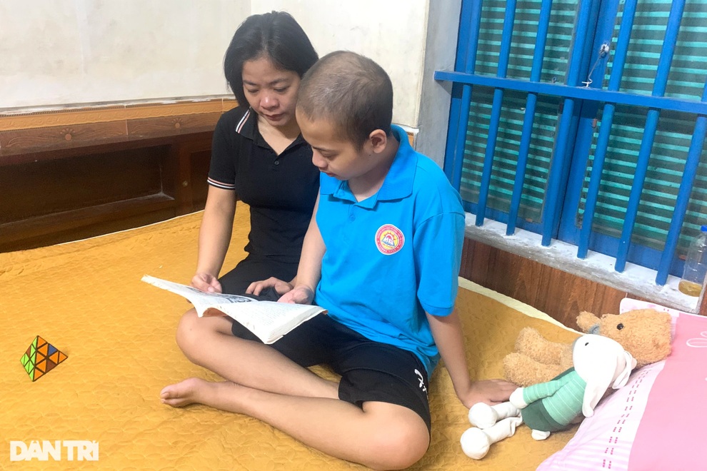 Chồng đột tử, con mắc bệnh u não, cô giáo nghèo tuyệt vọng cầu xin phép màu - 6 Chồng đột tử, con mắc bệnh u não, cô giáo nghèo tuyệt vọng cầu xin phép màu - 6