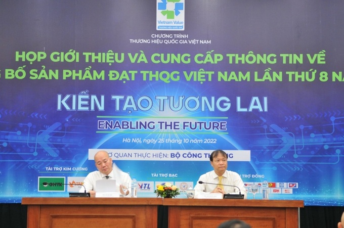 Quang cảnh buổi họp báo