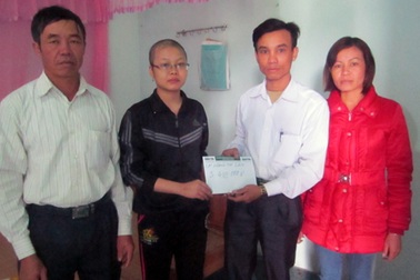 Hơn 5 triệu đồng đến cô giáo ung thư máu
