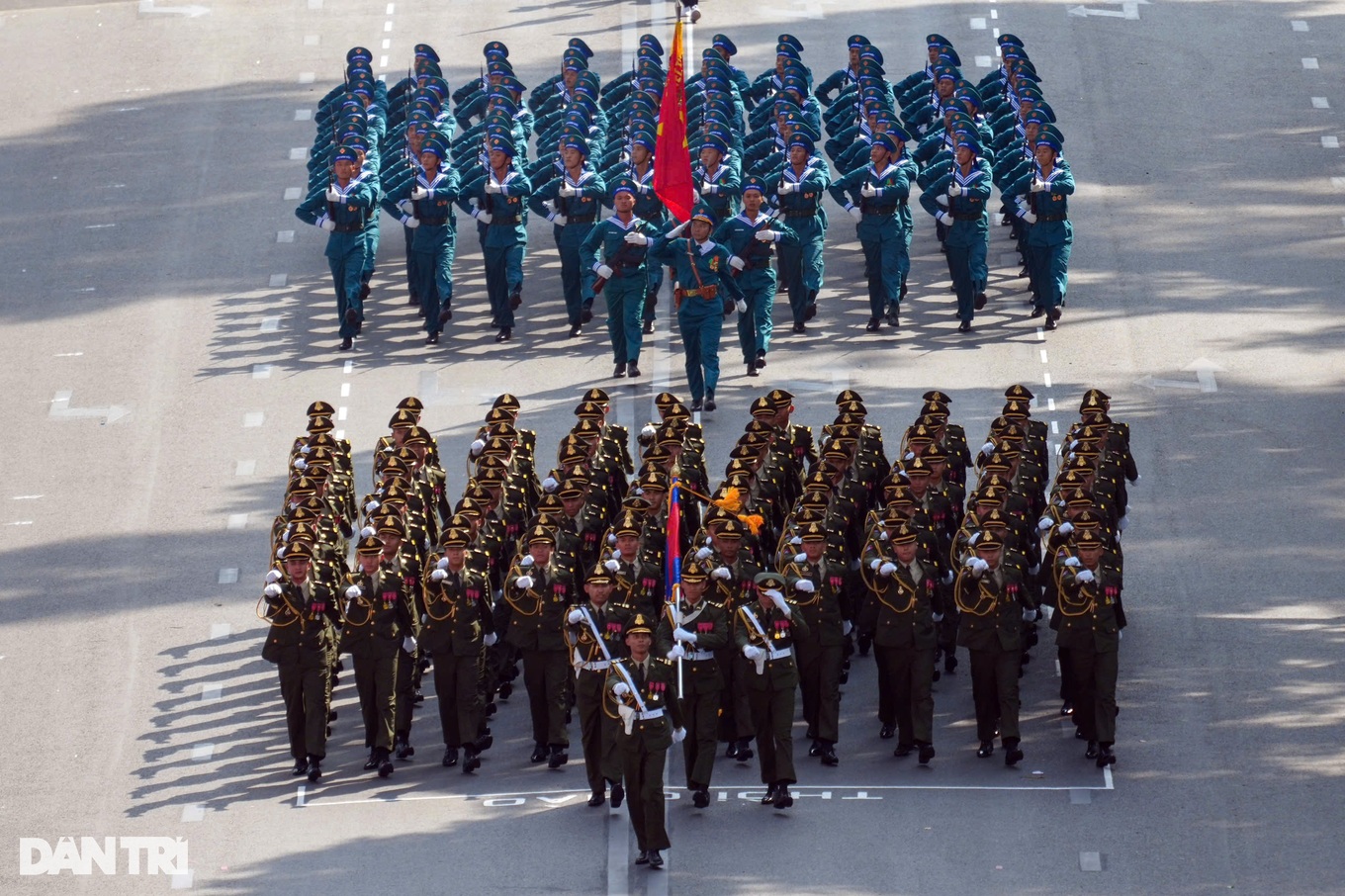 dieubinh_huukhoa_4.jpg dieubinh_huukhoa_4.jpg