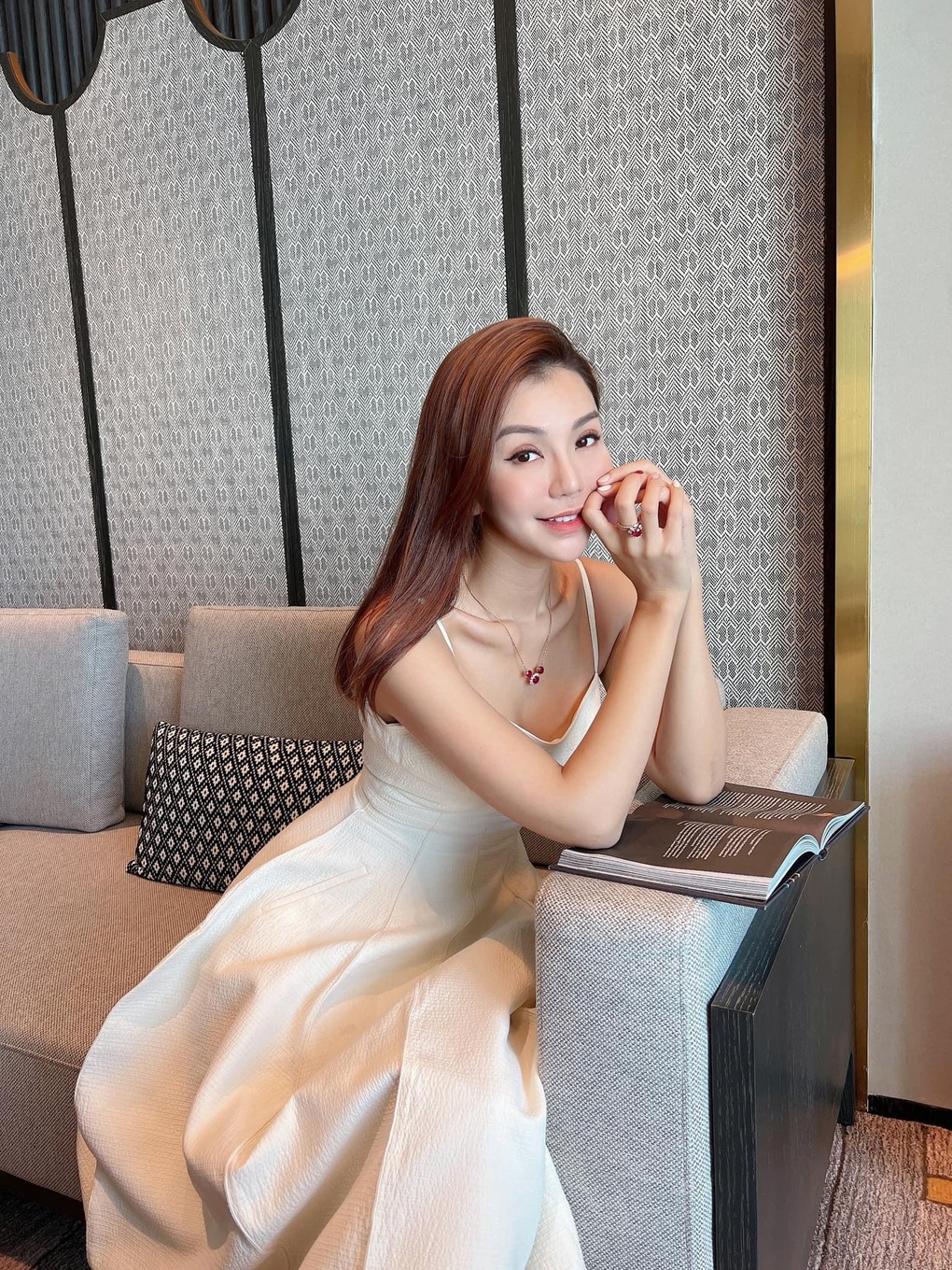 MC Hải Anh khoe nhan sắc rạng rỡ trên sân golf - 1 MC Hải Anh khoe nhan sắc rạng rỡ trên sân golf - 1