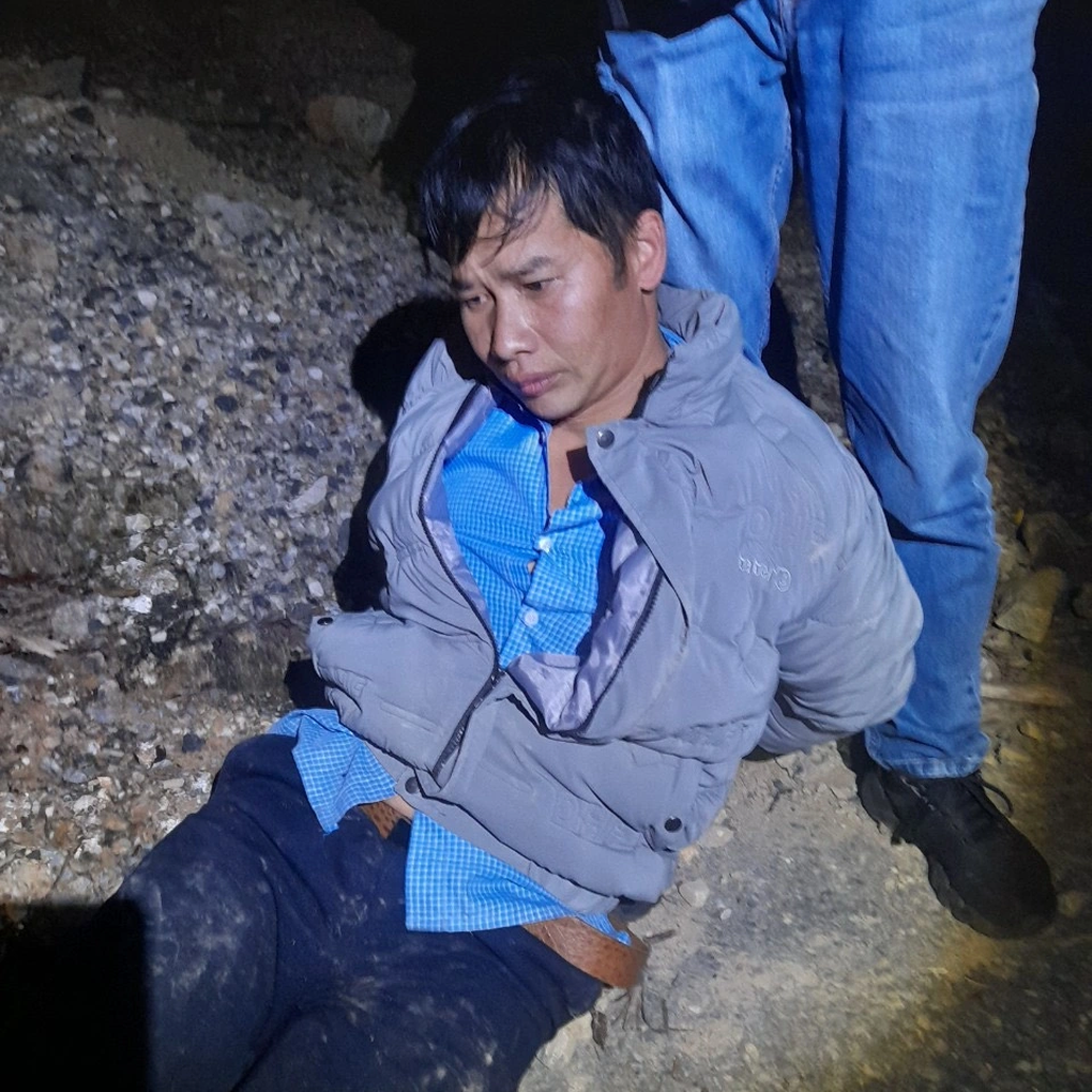 Bắt Trưởng ban MTTQ bản cùng tang vật 1 bánh heroin và gần 10kg thuốc phiện - 3 Bắt Trưởng ban MTTQ bản cùng tang vật 1 bánh heroin và gần 10kg thuốc phiện - 3
