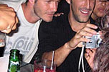 Becks trốn vợ tiệc tùng thâu đêm