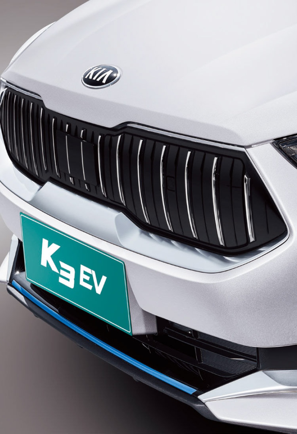 Kia ra mắt Cerato phiên bản chạy điện - 4 Kia ra mắt Cerato phiên bản chạy điện - 4
