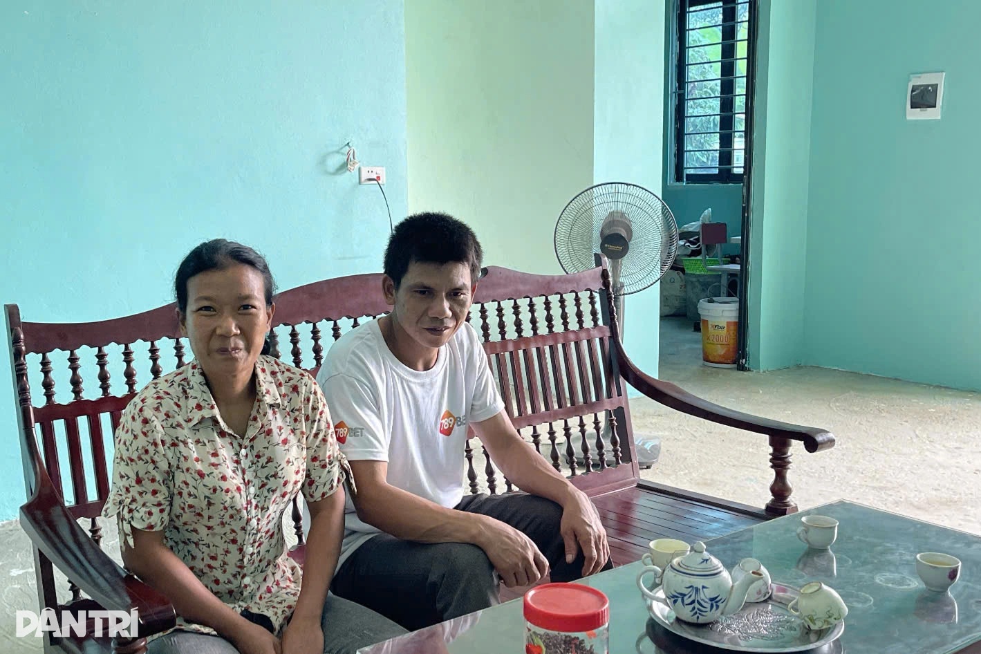 Nữ sinh lớp 7: “Chúng con có nhà mới, có bàn học nữa ạ!” - 6 Nữ sinh lớp 7: “Chúng con có nhà mới, có bàn học nữa ạ!” - 6