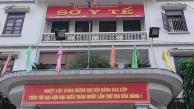 Sơn La: Khởi tố 4 bị can, cảnh cáo Giám đốc Sở Y tế liên quan sai phạm đấu thầu - Ảnh 1.