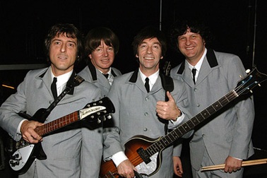 Huyền thoại The Beatles “tái sinh” trên sân khấu Việt