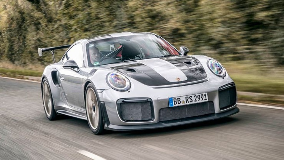 Điểm danh 10 mẫu xe nhanh nhất của Porsche - 6 Điểm danh 10 mẫu xe nhanh nhất của Porsche - 6