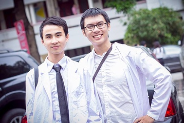 Nam sinh Ngoại thương làm kênh video khoa học "hot" trên mạng xã hội