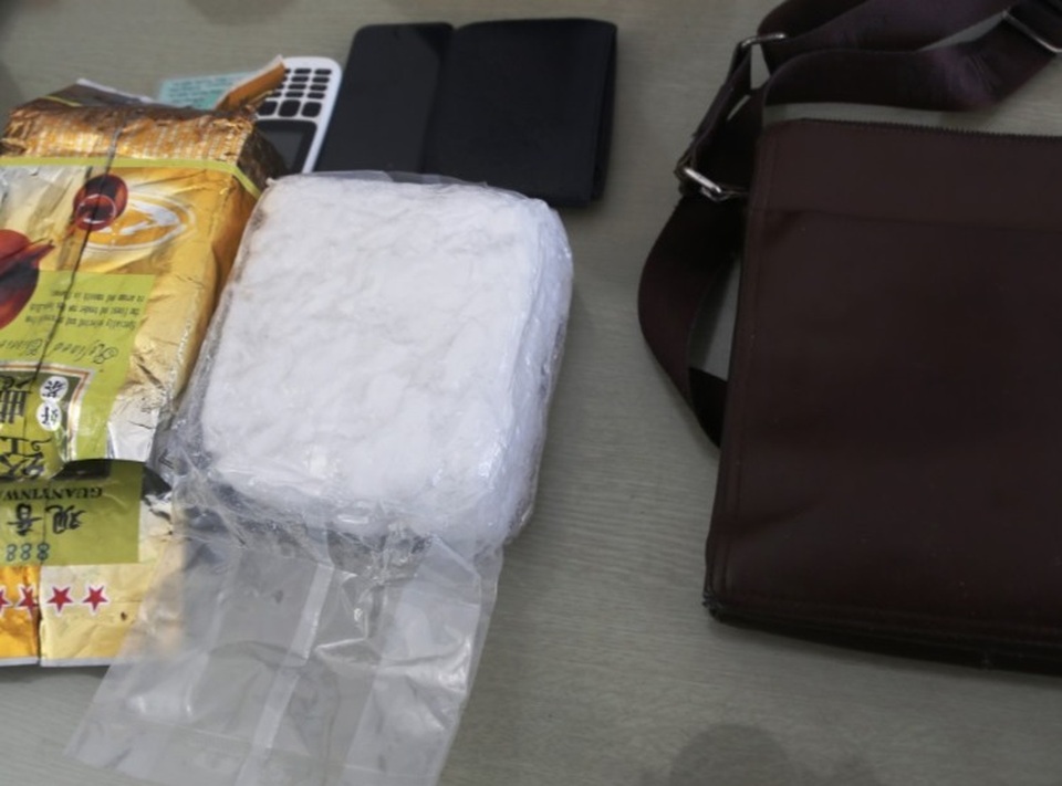 Đang đi giao 1kg ma túy thì bị bắt - 2 Đang đi giao 1kg ma túy thì bị bắt - 2