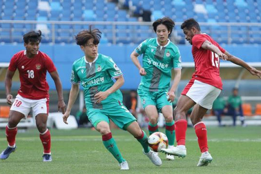 Đối thủ chính của U23 Việt Nam bị chê tơi tả trước thềm SEA Games