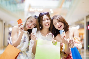 SHB triển khai loạt ưu đãi chi tiêu ngoại tệ, trả góp ưu việt cùng nhiều phần thưởng