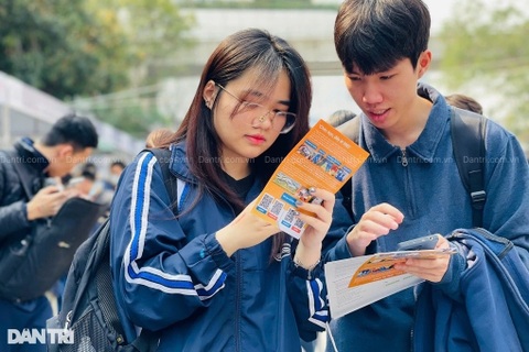 Bộ Chính trị khuyến khích trường học Việt Nam mở phân hiệu ở nước ngoài