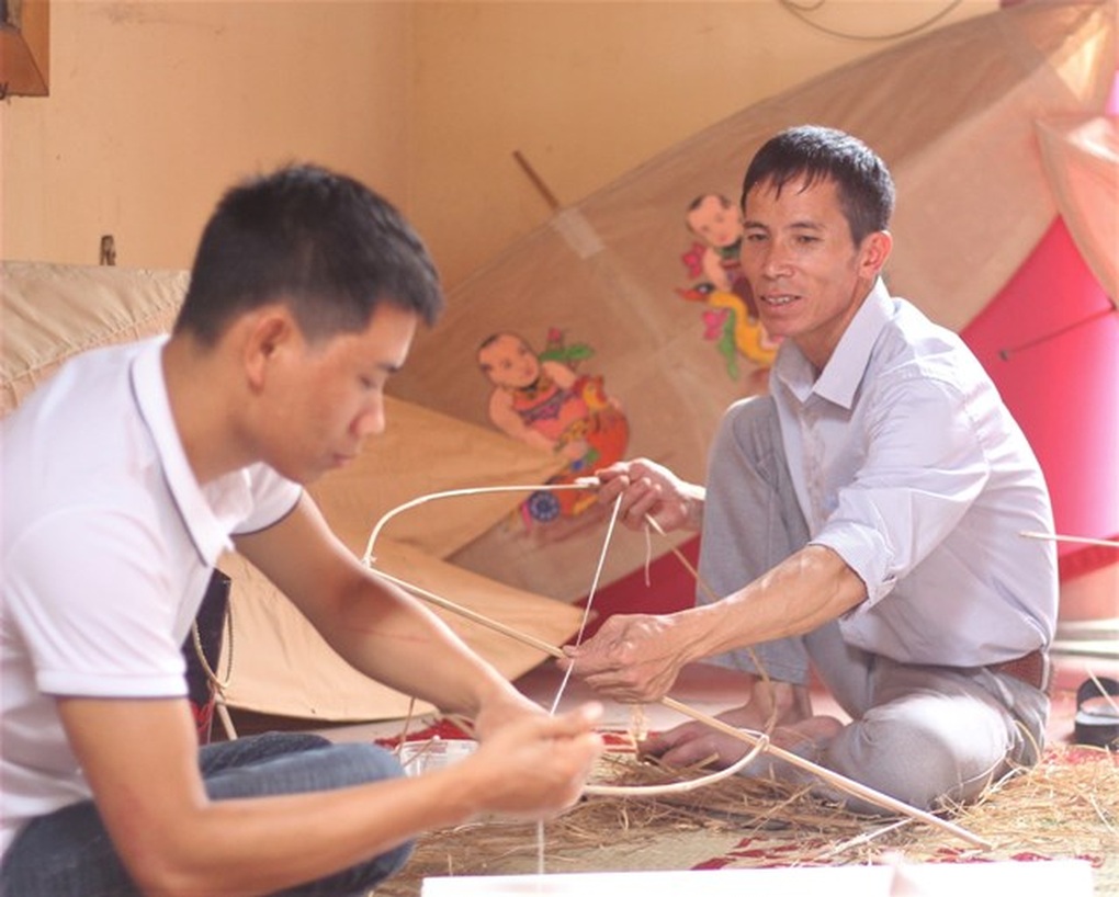 Lễ hội thi thả diều ngàn năm tuổi ở làng Bá Dương Nội mở rộng quy mô - 2 Lễ hội thi thả diều ngàn năm tuổi ở làng Bá Dương Nội mở rộng quy mô - 2