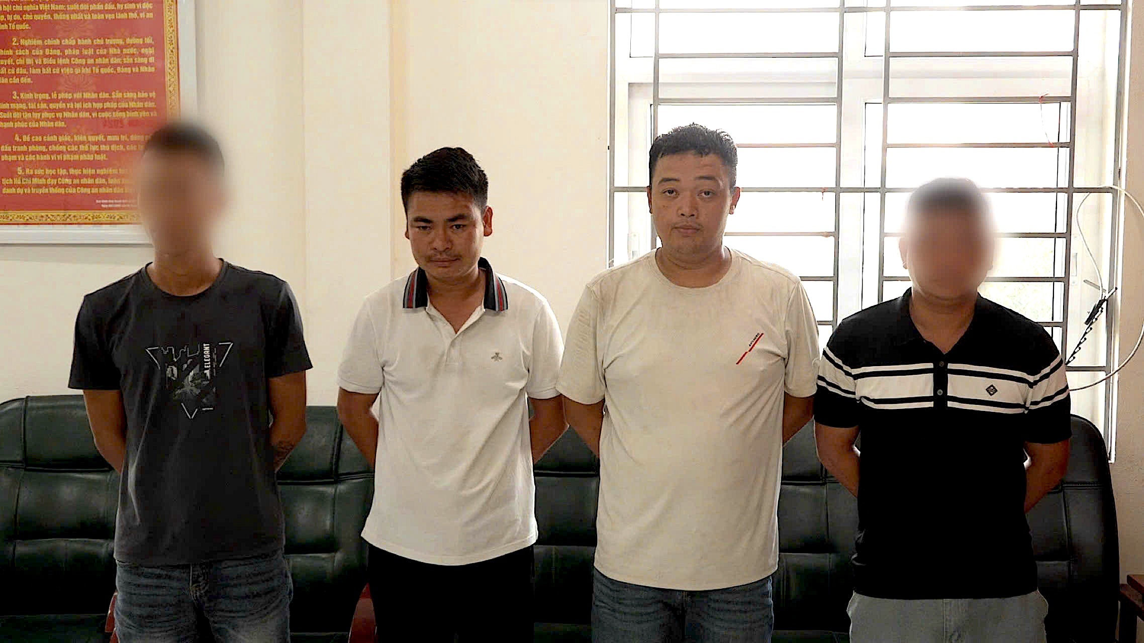 Ngẫm về tình người từ vụ cuốc xe 4,2 triệu đồng - 1 Ngẫm về tình người từ vụ cuốc xe 4,2 triệu đồng