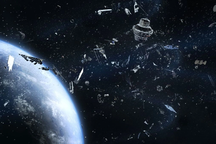 Tàu vũ trụ Mỹ suýt va phải vệ tinh của Nga