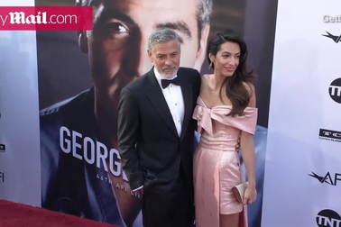 George Clooney đẹp đôi bên vợ