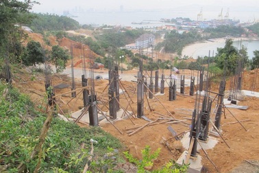 40 móng biệt thự không phép ở bán đảo Sơn Trà: Phải dừng tức thì