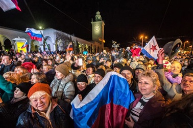 Người Crimea vui mừng chuyển sang múi giờ Nga