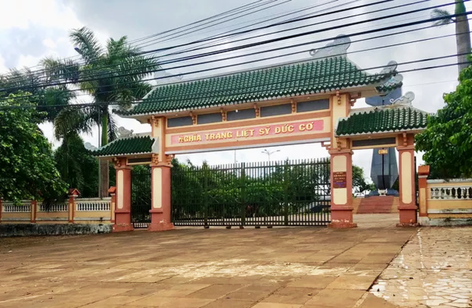 Truy tố nguyên Chủ tịch huyện và nhiều thuộc cấp về tội “Tham ô tài sản - 1 Truy tố nguyên Chủ tịch huyện và nhiều thuộc cấp về tội “Tham ô tài sản - 1