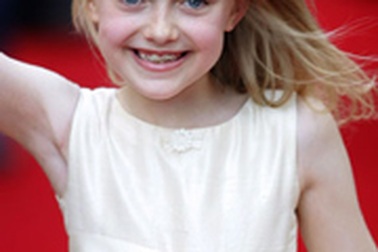 Dakota Fanning: Cô bé quyền lực của điện ảnh Mỹ