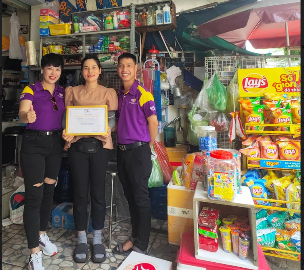 Hàng chục nghìn tiệm tạp hóa lên đời công nghệ - 4 Hàng chục nghìn tiệm tạp hóa lên đời công nghệ - 4