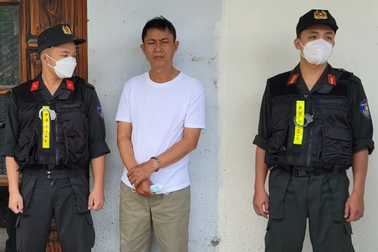 Khởi tố Giám đốc trung tâm dạy nghề ở Long An nhận hối lộ