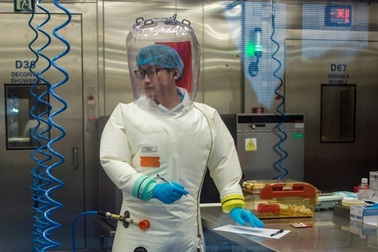 Nghi vấn rò rỉ Covid-19 phơi bày rủi ro từ phòng thí nghiệm