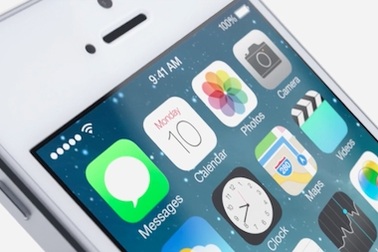 Cộng đồng công nghệ Việt hào hứng “mổ xẻ” iOS 7