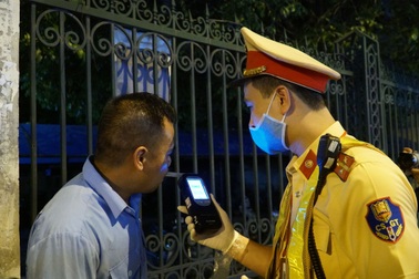 Phạt trên 22 tỷ đồng trong 3 ngày tổng kiểm soát phương tiện