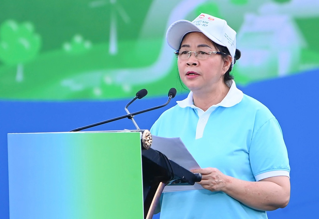 Mỗi người dân bắt đầu bằng hành động giản dị nhất: Không xả rác bừa bãi - 1