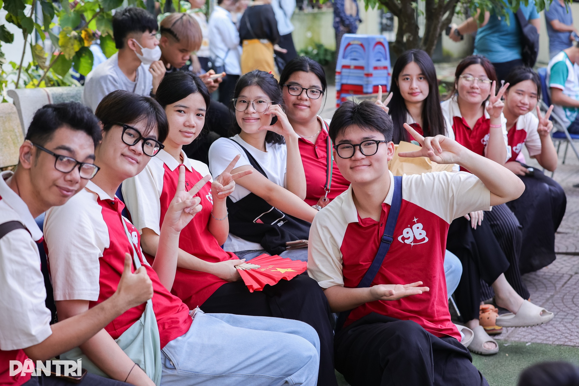 Hà Nội: Lễ khai giảng đặc biệt của những học sinh hát Quốc ca bằng tay - 13