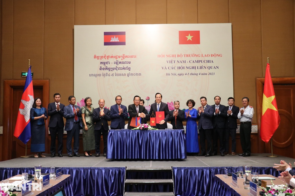 Thúc đẩy hợp tác lao động và đào tạo nghề Việt Nam - Campuchia - 5 Thúc đẩy hợp tác lao động và đào tạo nghề Việt Nam - Campuchia - 5