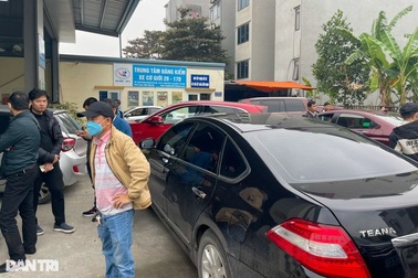 "Người dân khốn khổ, bị phạt cả tháng lương vì sai phạm của đăng kiểm"