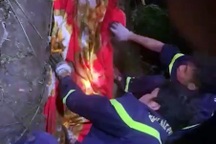 Mắc kẹt trong ống cống, thiếu niên 15 tuổi tử vong