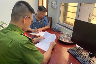 Bị phạt 7,5 triệu đồng vì chia sẻ thông tin xuyên tạc, bôi nhọ lãnh đạo