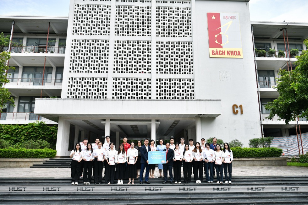 Sáp nhập đại học: Sẽ giải tán tất cả các trường yếu kém? - 6 Sáp nhập đại học: Sẽ giải tán tất cả các trường yếu kém? - 6