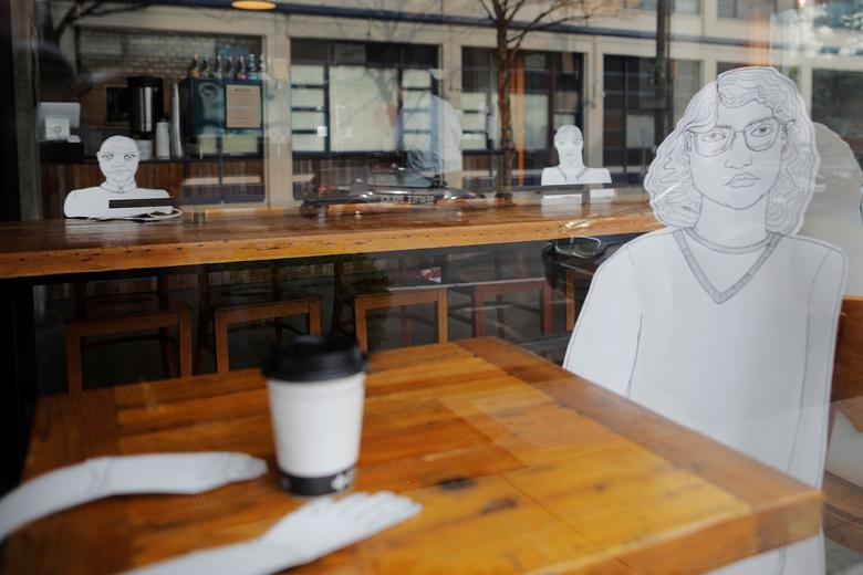 3 tỷ người trên thế giới bị phong tỏa vì Covid-19 - 3