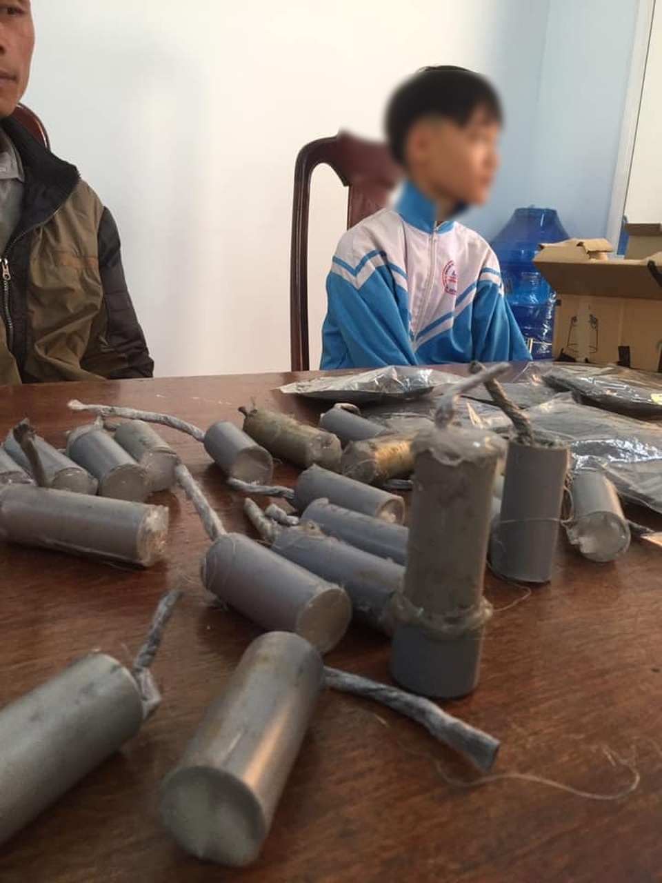 Đắk Lắk: Báo động tình trạng học sinh vi phạm pháp luật - 2 Đắk Lắk: Báo động tình trạng học sinh vi phạm pháp luật - 2