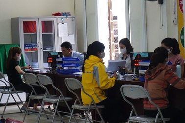 Lao động Nghệ An đăng ký trợ cấp thất nghiệp tăng 18 % vì Covid-19