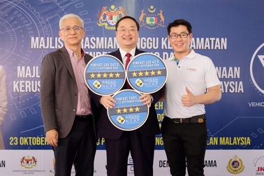 VinFast đạt chứng nhận an toàn ASEAN NCAP 5 sao cho Lux SA2.0 và Lux A2.0. và 4 sao cho Fadil