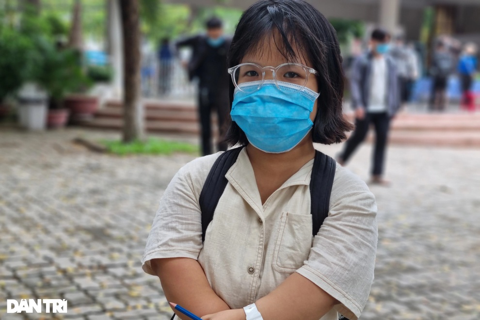 Thí sinh tí hon cao 1,2m ở Đà Nẵng, đặt mục tiêu đạt điểm tối đa 3 môn - 3 Thí sinh tí hon cao 1,2m ở Đà Nẵng, đặt mục tiêu đạt điểm tối đa 3 môn - 3
