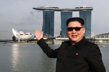 "Bản sao" của ông Kim Jong-un gây sốt ở Singapore
