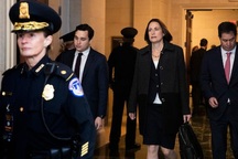 Cựu cố vấn cấp cao Nhà Trắng "bật lại" Tổng thống Trump