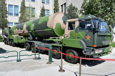 Trung Quốc tiết lộ tên lửa mới có thể tấn công mọi nơi trên thế giới