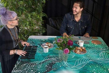 Khăn trải bàn đầu tiên trên thế giới biết chơi nhạc